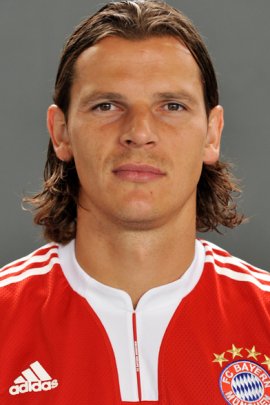 Daniel Van Buyten 2010-2011