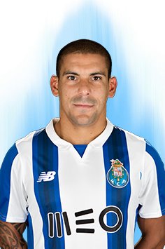 Maxi Pereira 2016-2017
