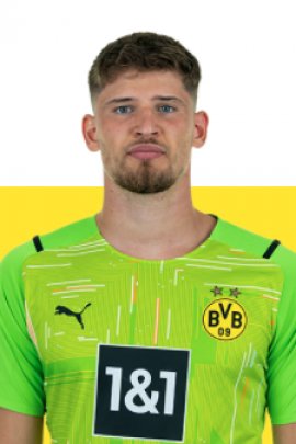 Gregor Kobel 2021-2022