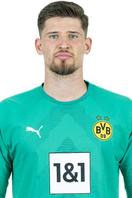 Gregor Kobel 2022-2023