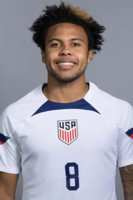 Weston McKennie 2022