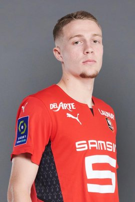 Adrien Truffert 2021-2022